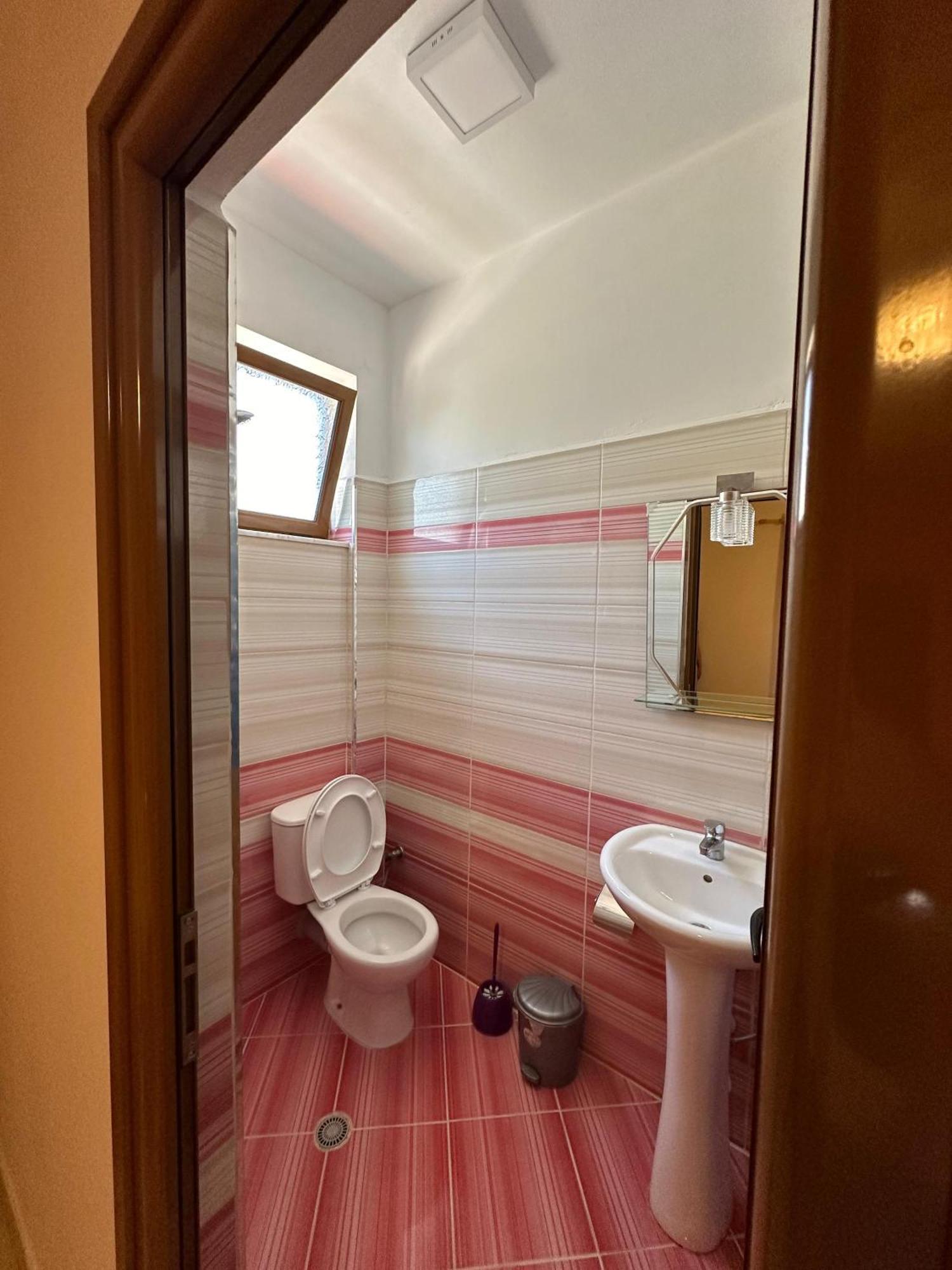 Evelina Ernild Rooms Saranda Extérieur photo